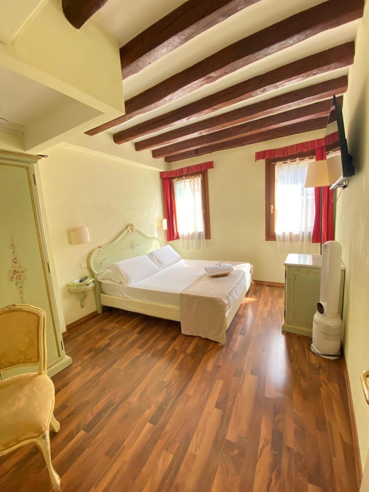 Casa Vacanze Angolo 'Sconto Venice Luaran gambar