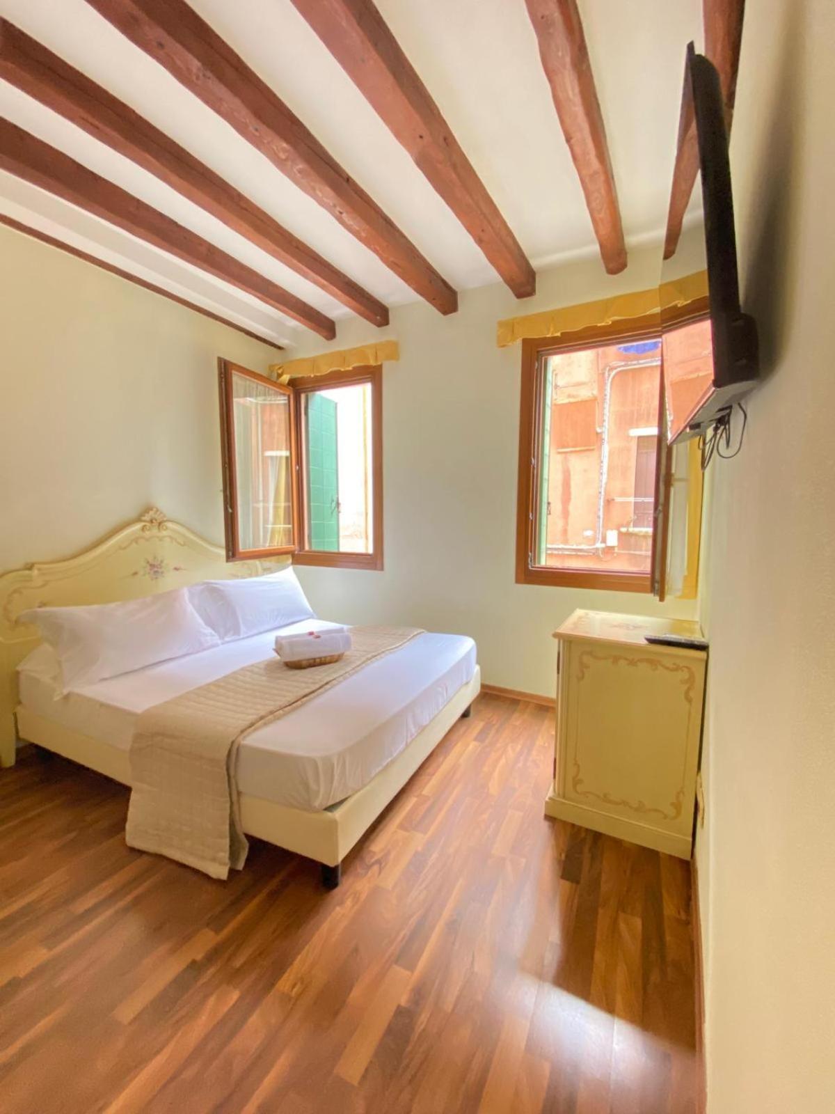 Casa Vacanze Angolo 'Sconto Venice Bilik gambar